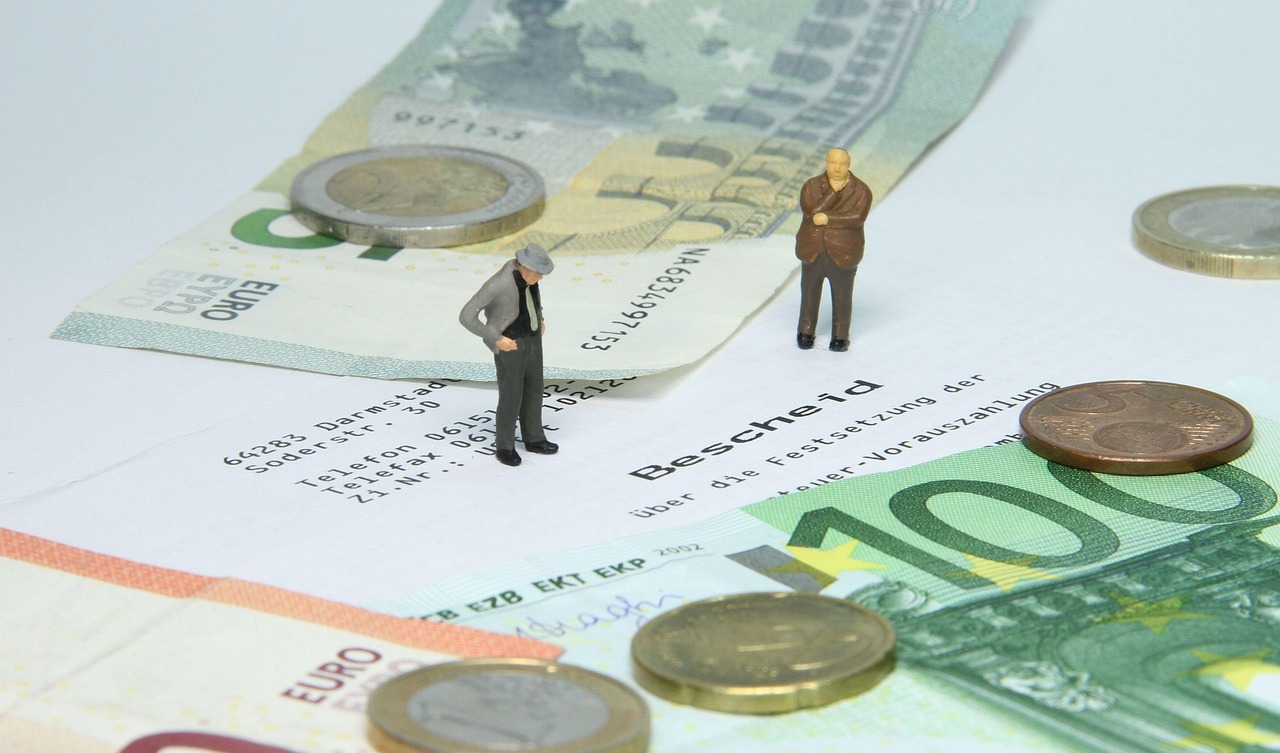 découvrez tout ce qu'il faut savoir sur la cotisation foncière des entreprises (cfe) : définition, fonctionnement, qui est concerné et modalités de calcul. informez-vous pour mieux gérer vos obligations fiscales.