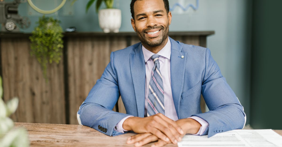 découvrez les secrets d'une interview réussie dans notre article. apprenez des astuces essentielles pour impressionner vos recruteurs et décrocher le poste de vos rêves. ne manquez pas ces conseils d'experts qui vous aideront à briller lors de vos futurs entretiens !