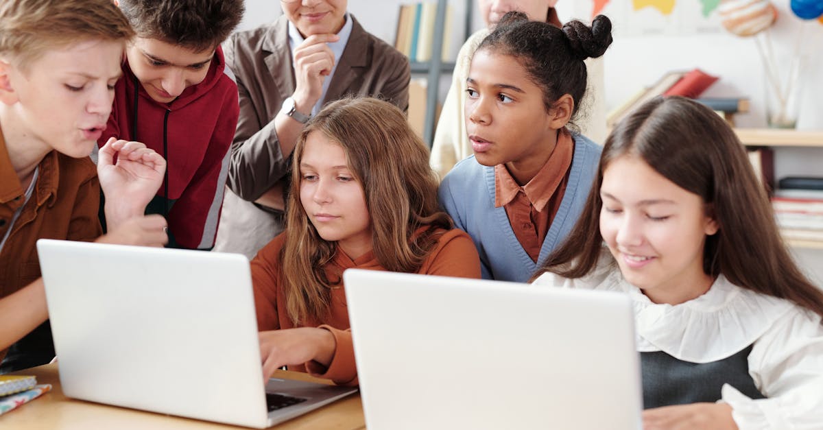 découvrez nos bourses d'études qui offrent des opportunités de financement pour soutenir vos ambitions académiques. explorez notre sélection variée de bourses disponibles pour les étudiants de tous niveaux et maximise vos chances de réussite.