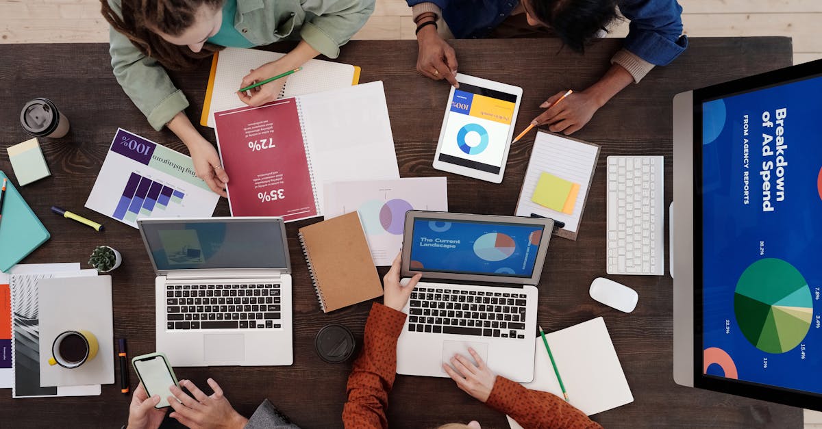 découvrez les dernières tendances en matière de recrutement, des stratégies innovantes aux nouvelles technologies qui transforment l'embauche, pour attirer les meilleurs talents en 2023.