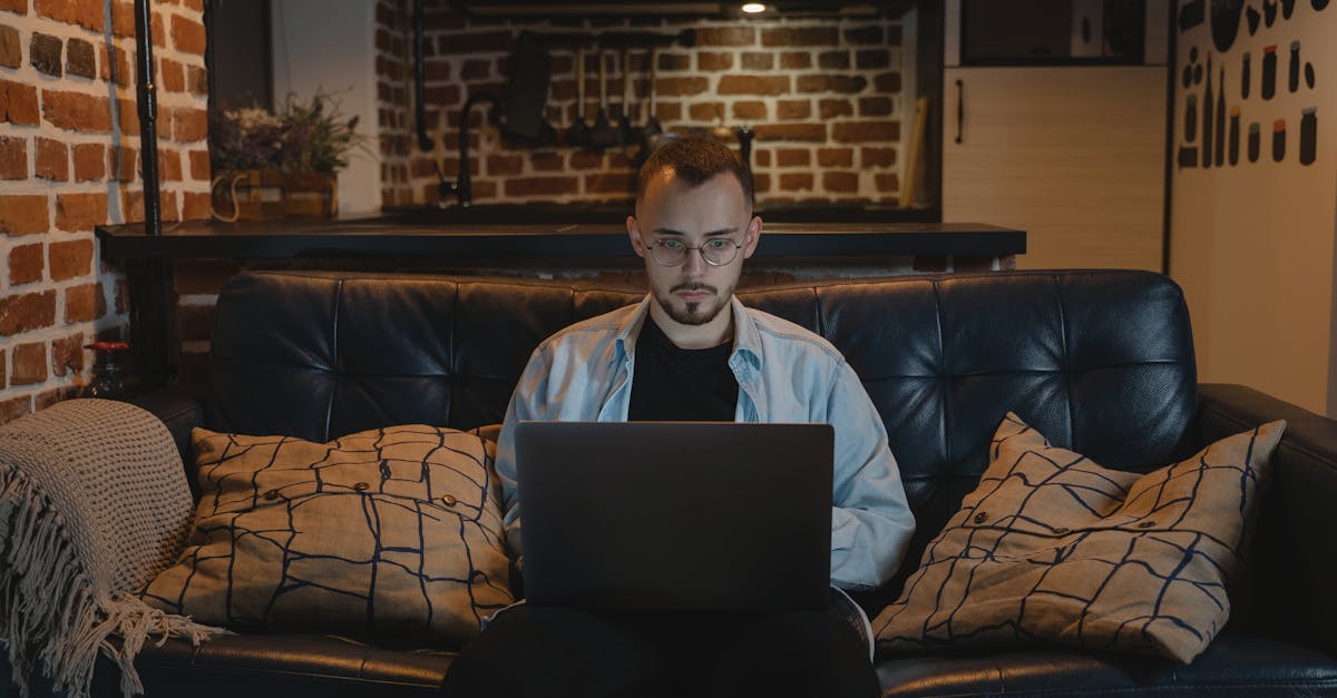 découvrez les avantages du travail à distance, ses meilleures pratiques et comment optimiser votre expérience en télétravail. transformez votre quotidien professionnel avec des conseils et astuces pour réussir dans un environnement virtuel.