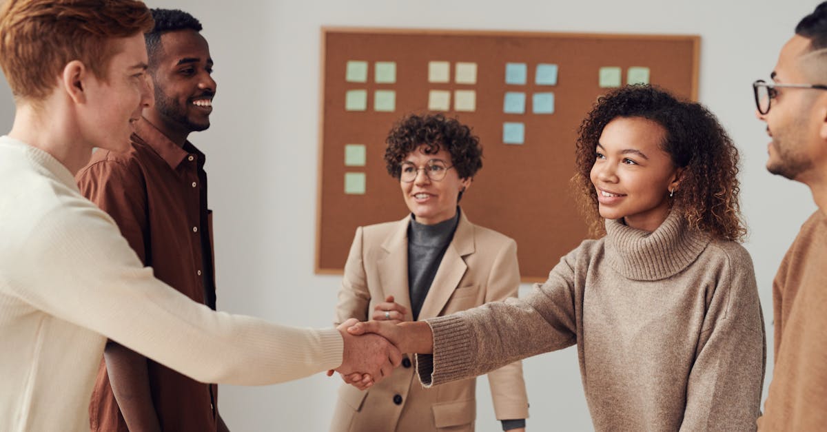 Évolution de carrière : stratégies essentielles pour réussir votre parcours professionnel