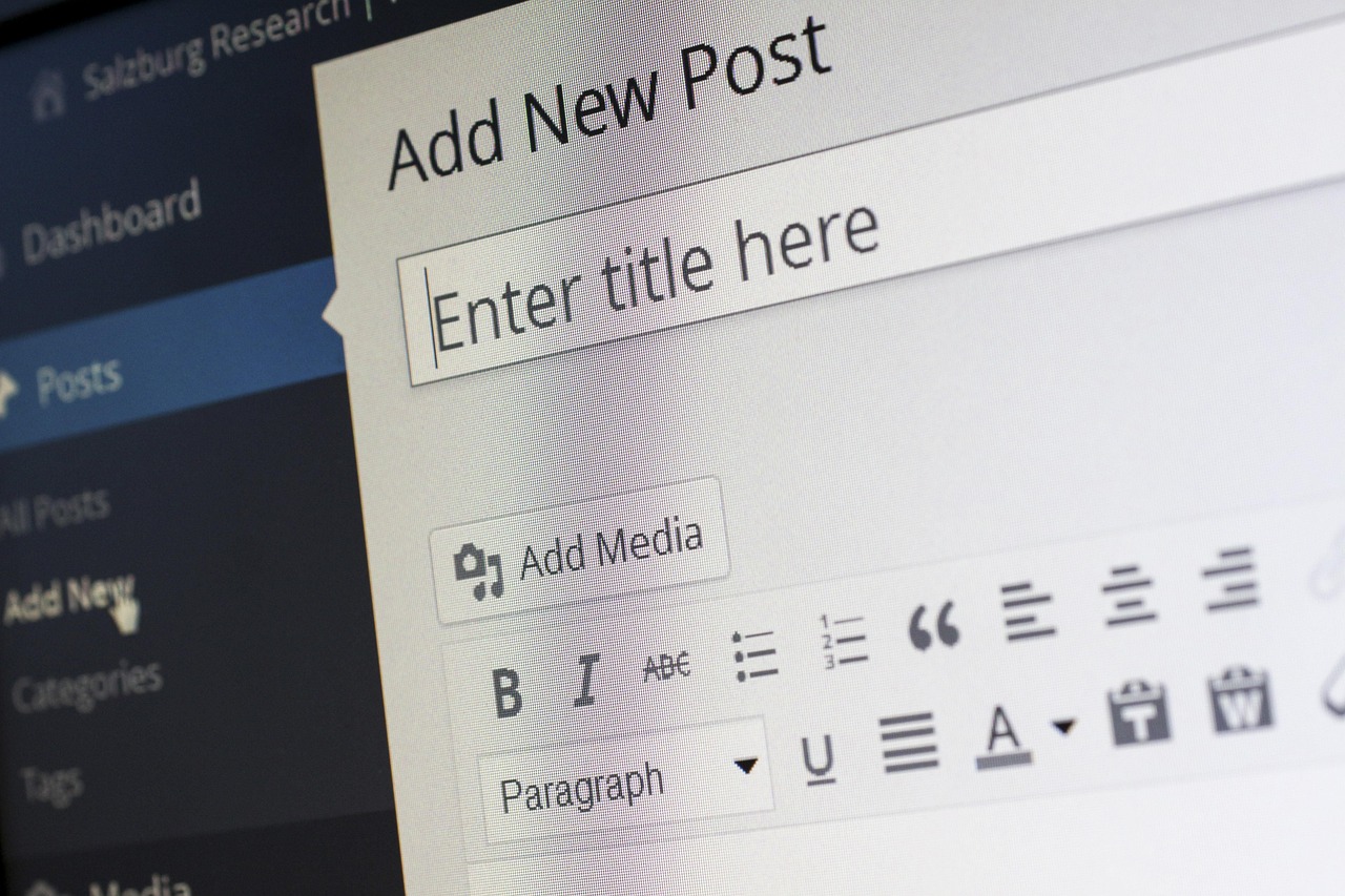 WordPress ou CMS propriétaire : quel choix pour la Guadeloupe en 2025 ?